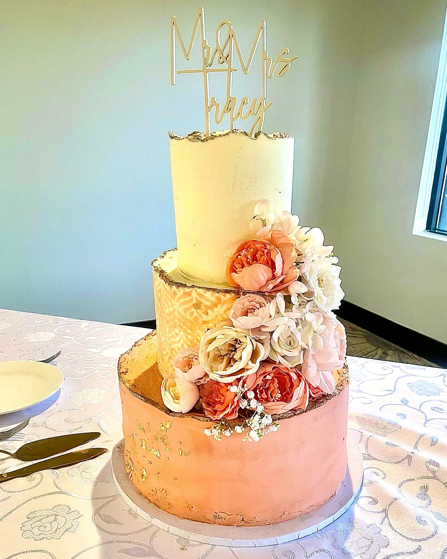 Charming 3 Tier Wedding Cake Design with Elegant Textures and Floral Accents