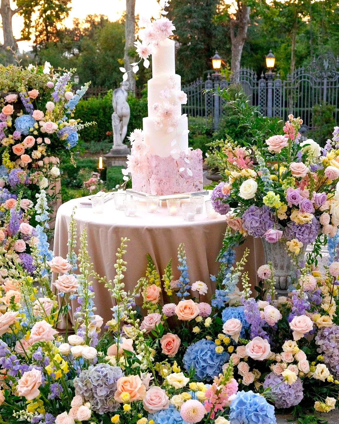 Charming Wedding Cake Table Ideas Featuring Elegant Floral Designs