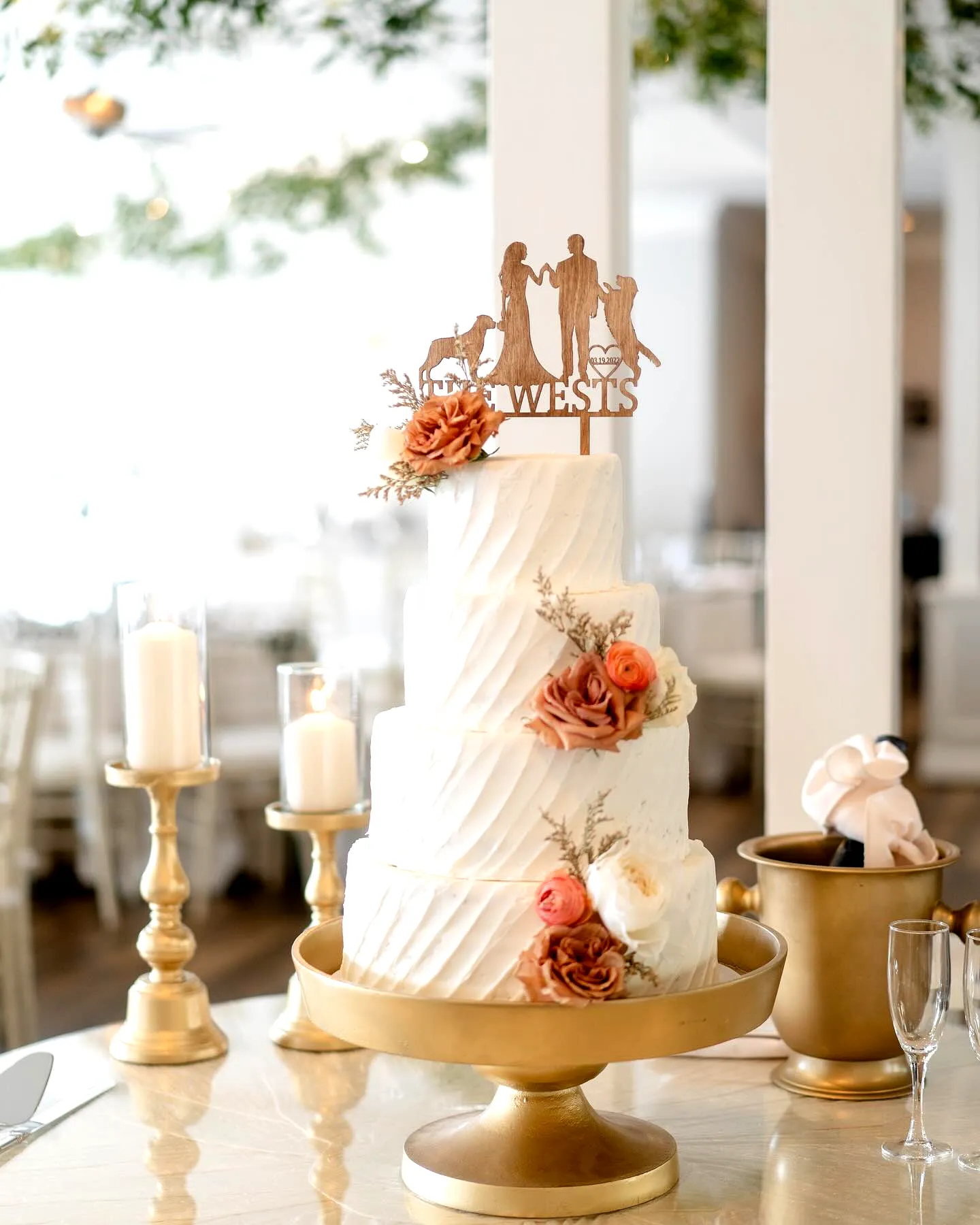 Charming Wedding Cake Topper that Complements Modern Elegance