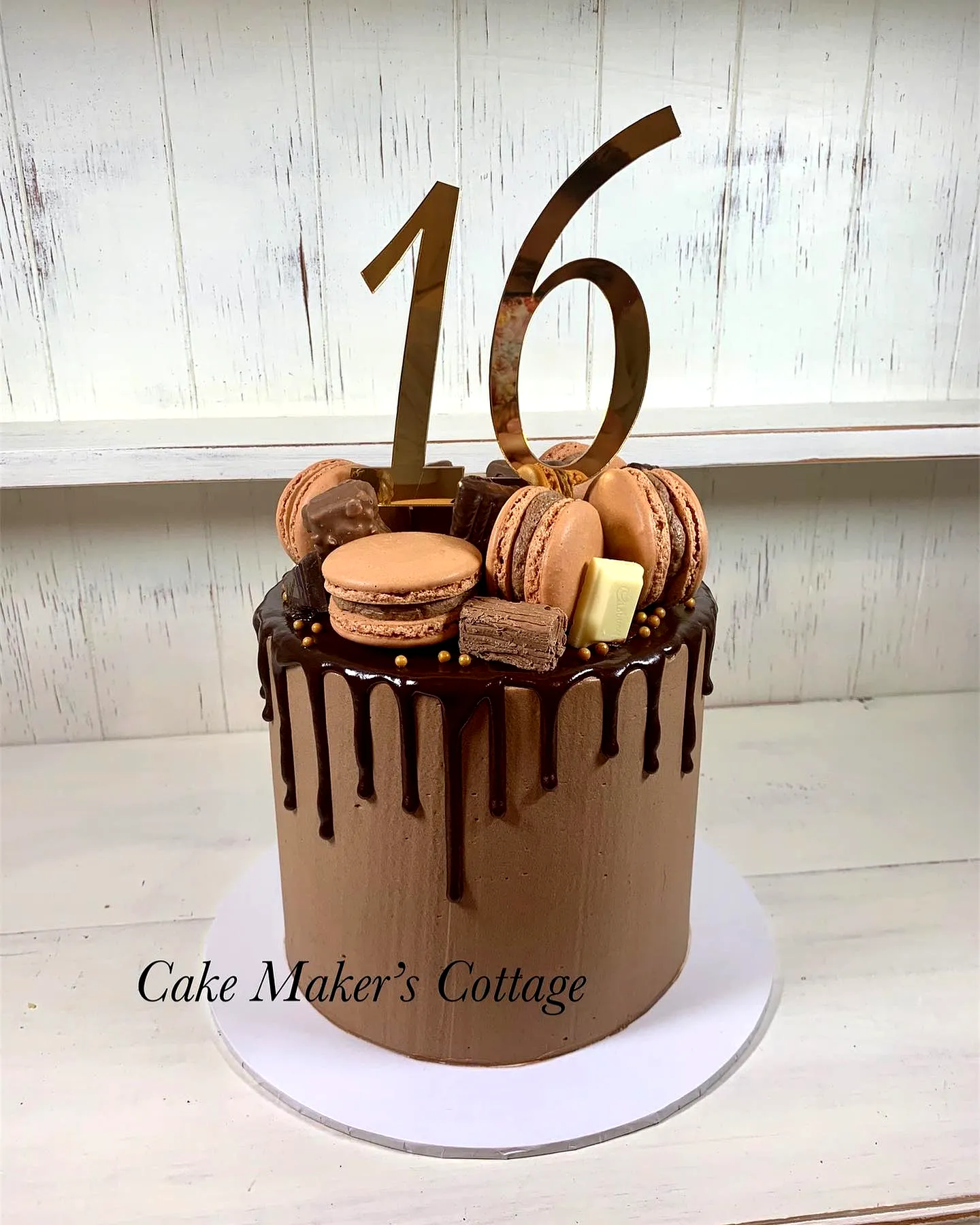 Creative 16th Birthday Cake for a Fun Celebration