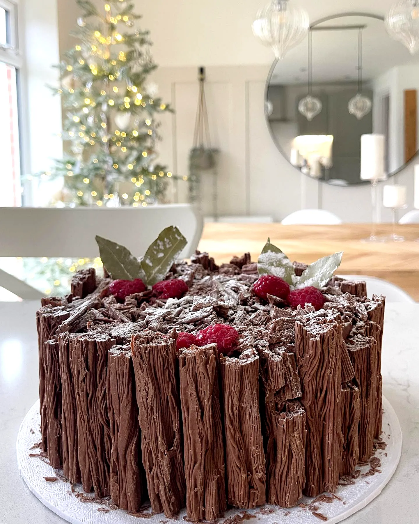 Creative Christmas Cake for a Festive Celebration