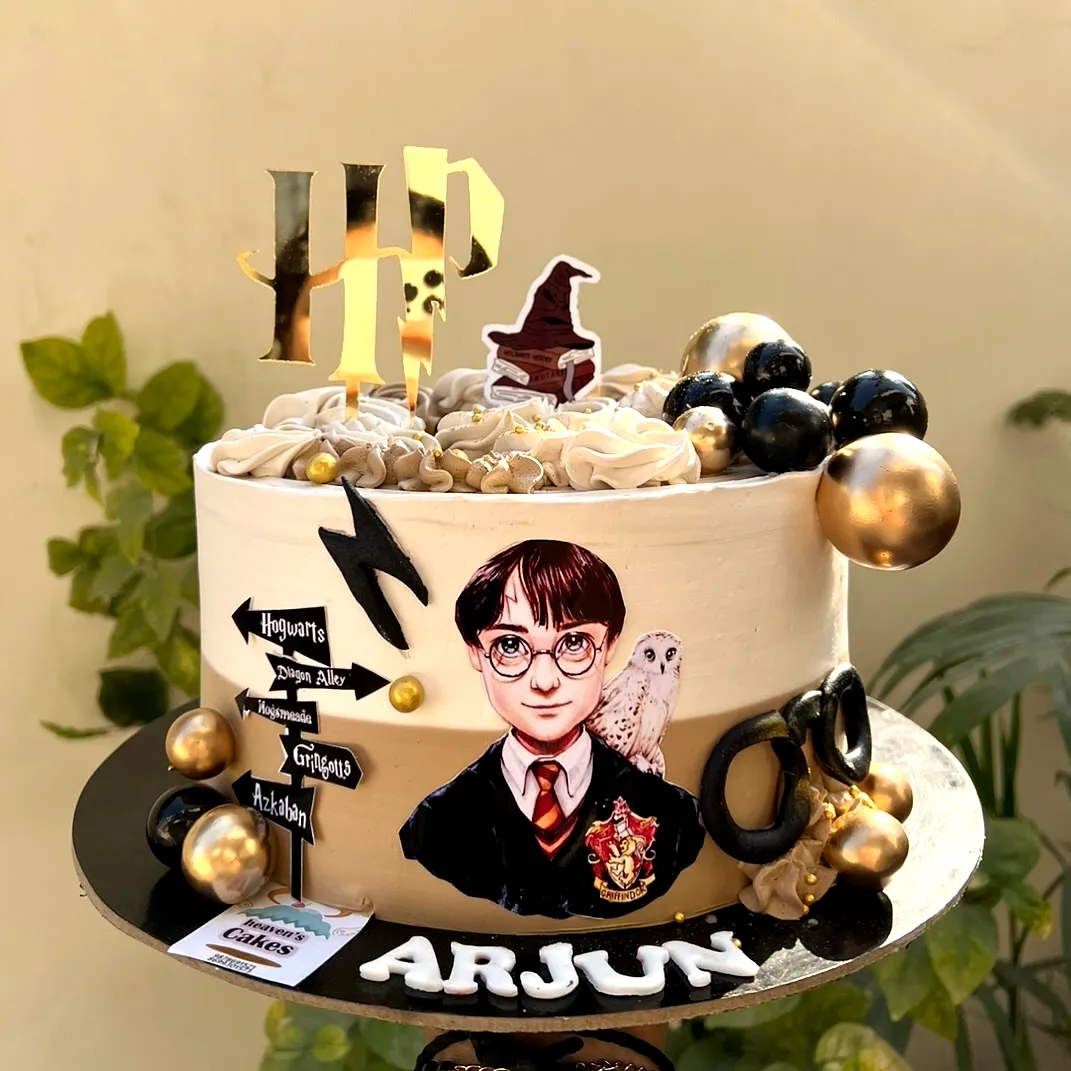 Creative Harry Potter Birthday Cake for an Enchanting Celebration