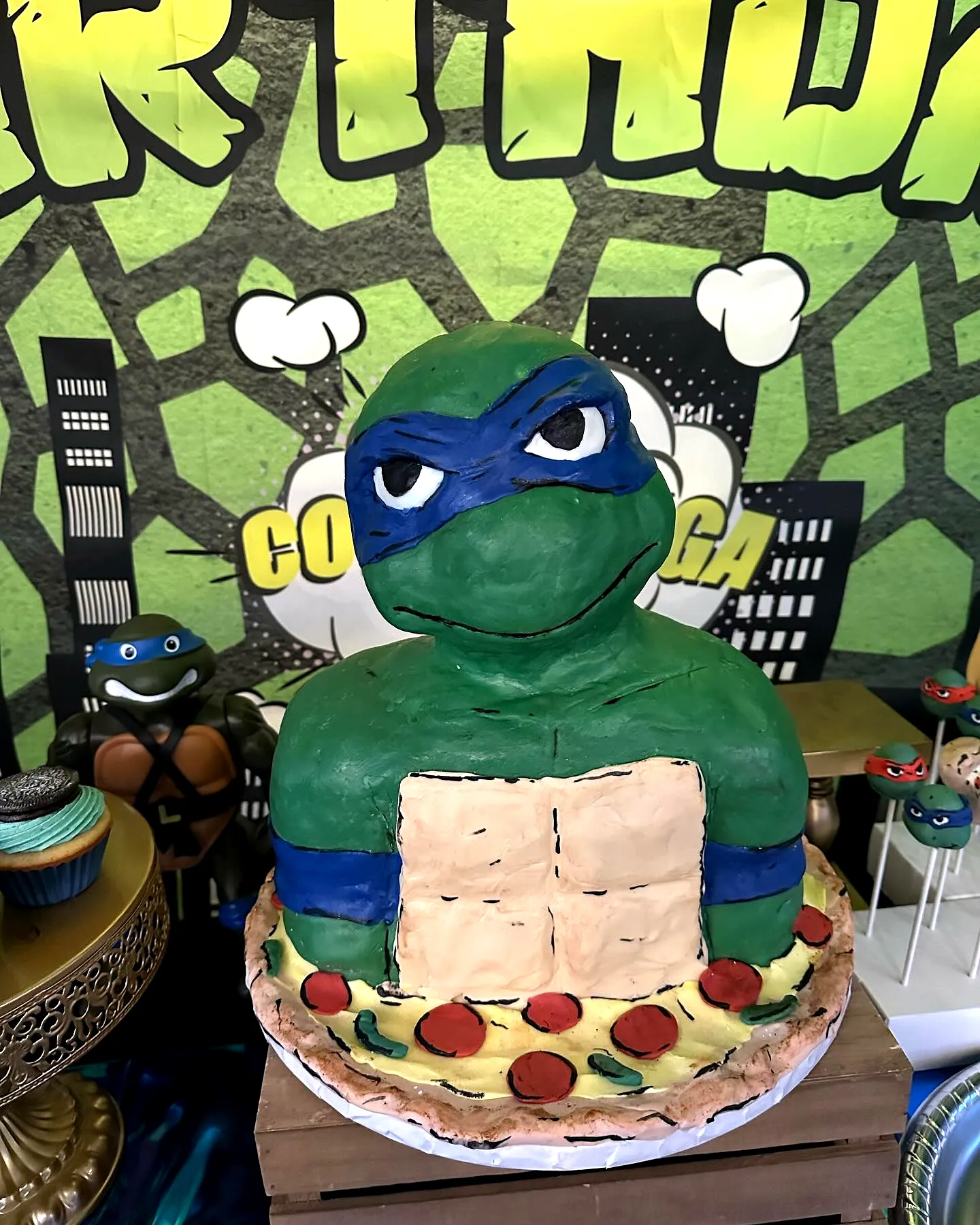 Creative ninja turtle birthday cake design for a fun celebration