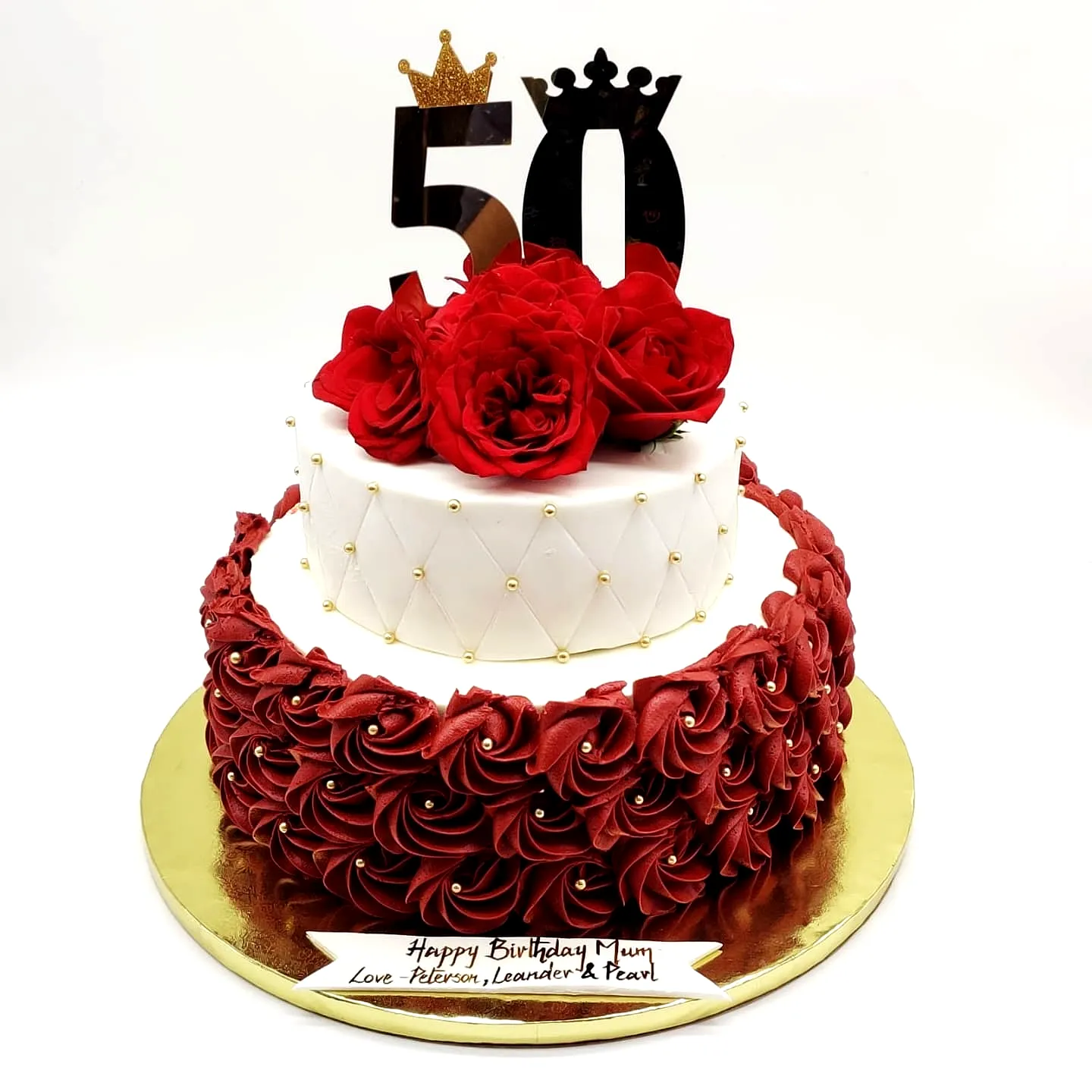 Creative red velvet birthday cake design for a stunning celebration