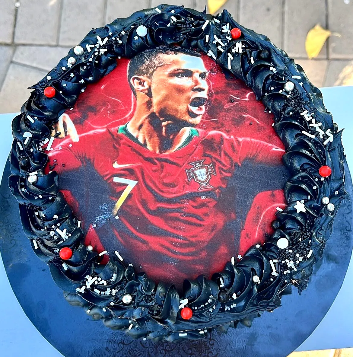 Creative soccer birthday cake for a bold and energetic celebration