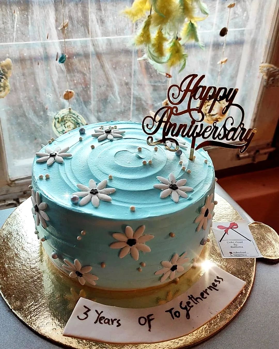 Creative wedding anniversary cake for a lovely celebration