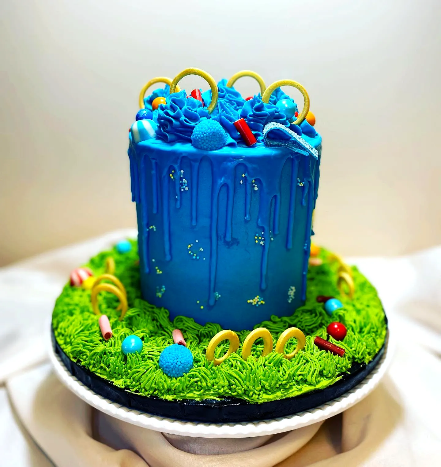 Cute and Colorful Sonic Birthday Cake for a Whimsical Celebration