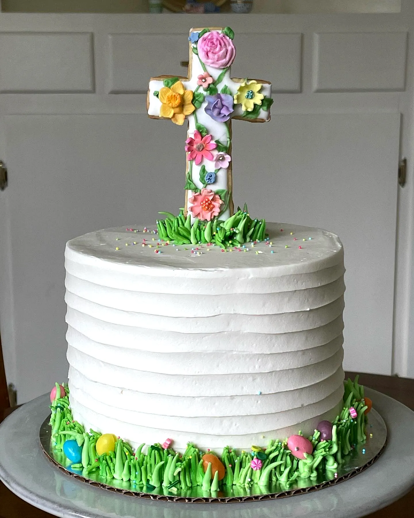 Cute Easter Cross Cake for a Festive Spring Celebration