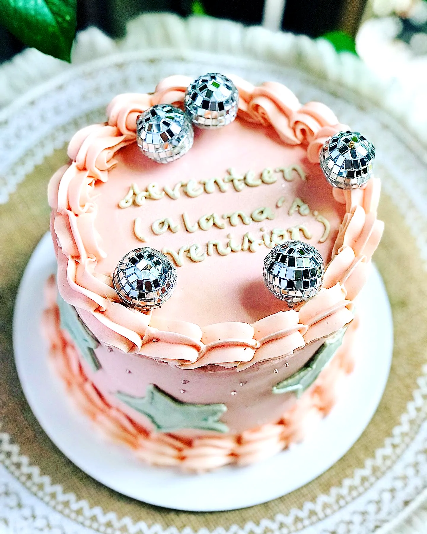 Cute Taylor Swift Birthday Cake for a Fun Celebration