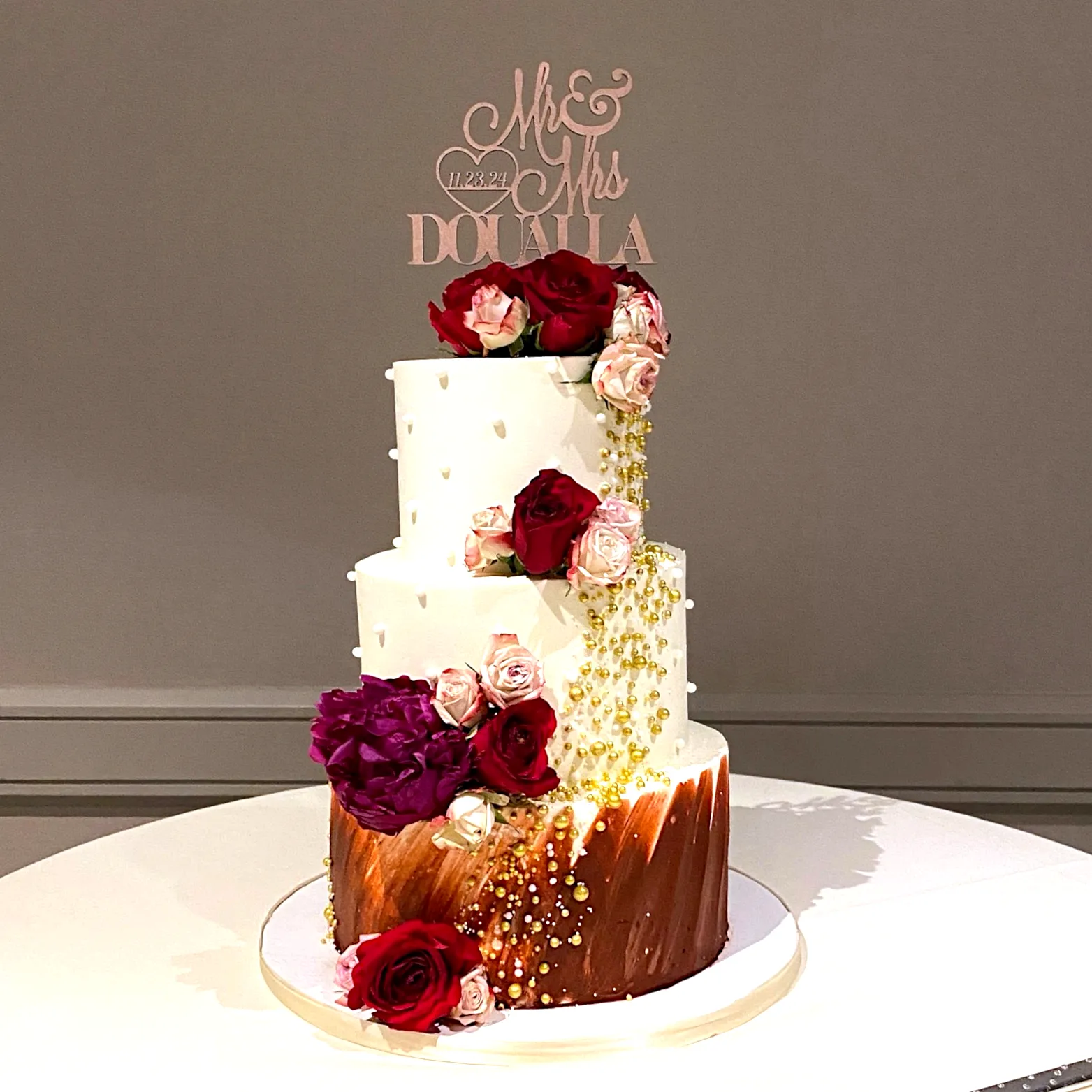 Elegant 3 Tier Wedding Cake Design with Fresh Roses and Gold Accents