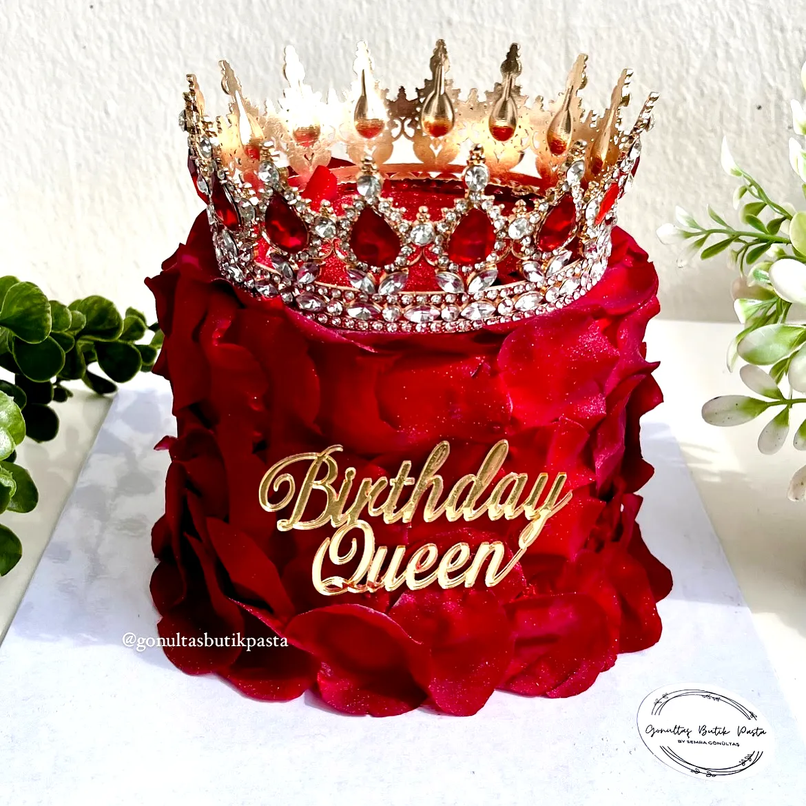 Elegant Red Birthday Cake Design with Luxurious Floral Texture
