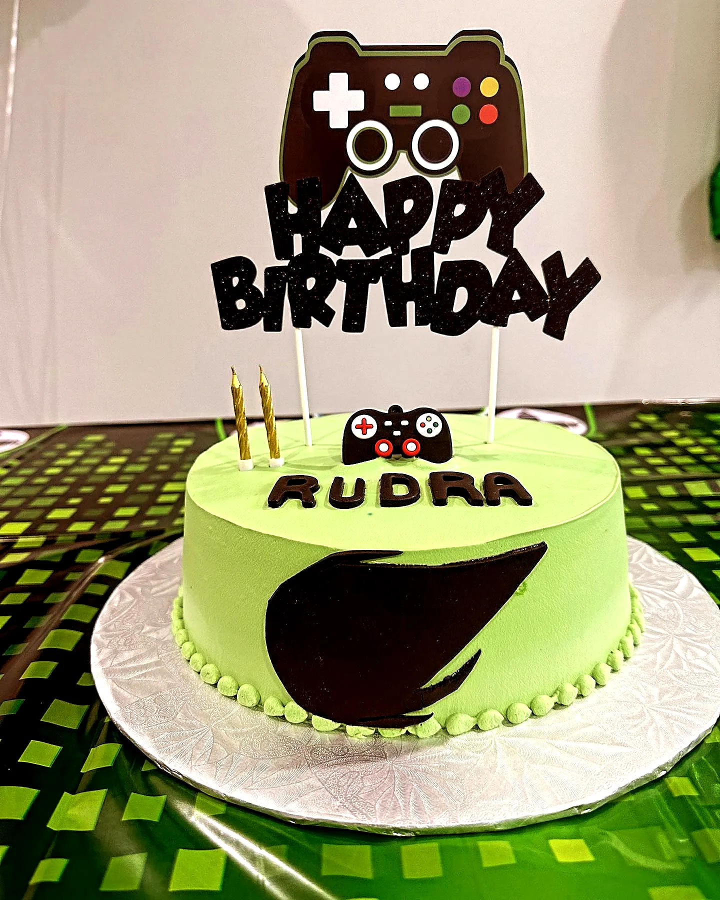 Fun Gamer Birthday Cake Design with Vibrant Green Fondant Finish