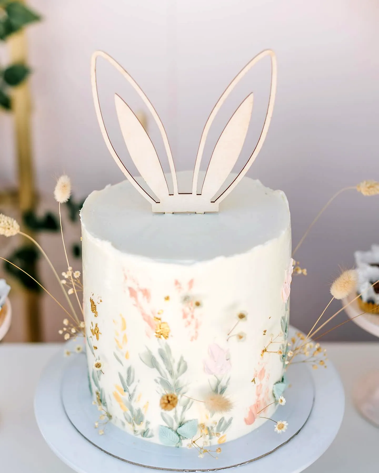 Lovely Bunny Cake Design with Pastel Colors and Elegant Decorations