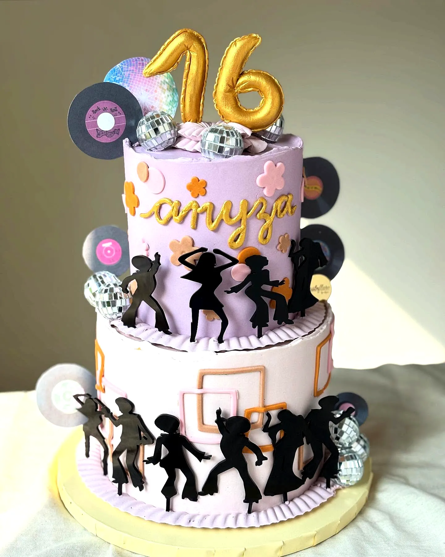Vibrant and Trendy 16th Birthday Cake Design for a Festive Celebration
