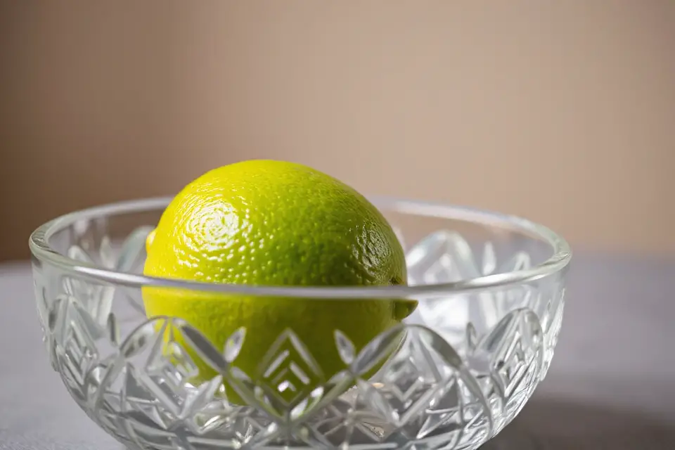 fresh lime in bowl