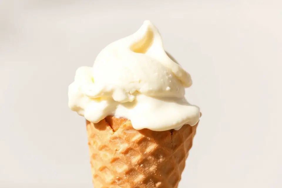 vanilla ice cream cone